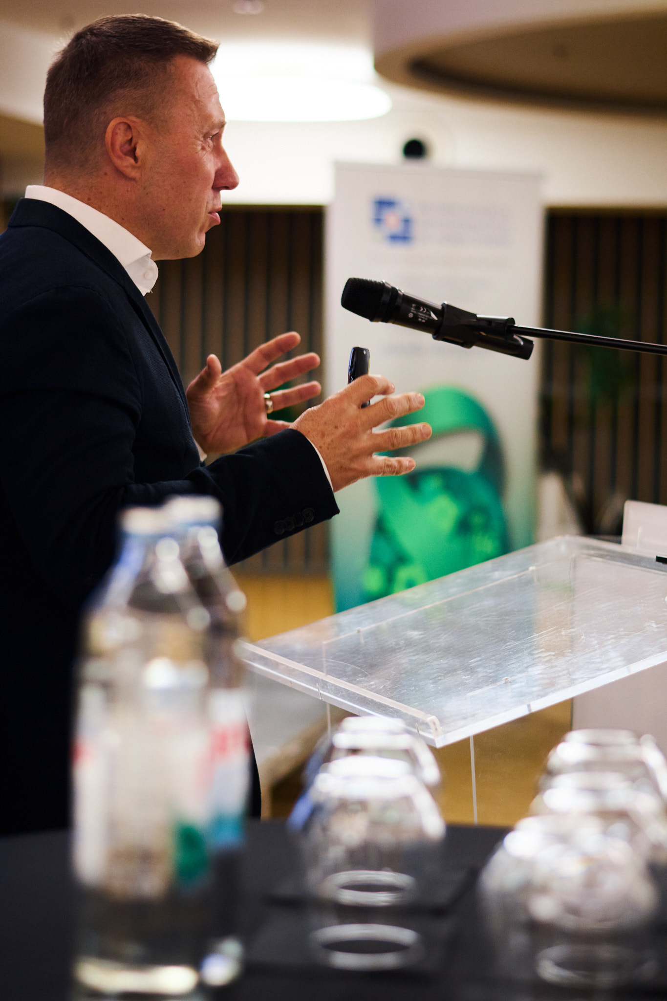 Mi(Ne)Ovi_MiS_2_1Predavač