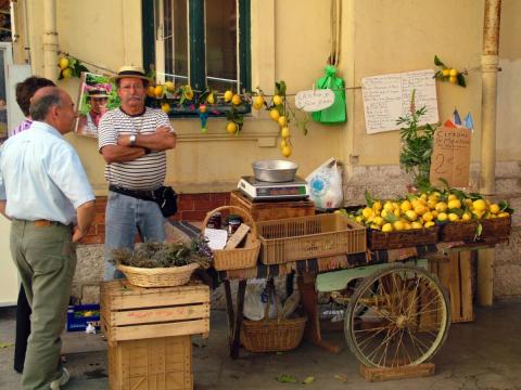 Preporuke za osobe koje rade u trgovinama [COVID-19]